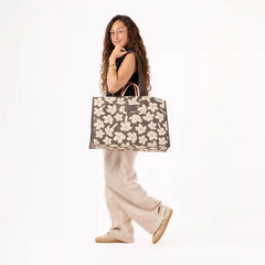 Carry It All Tote | Puakenikeni Buds