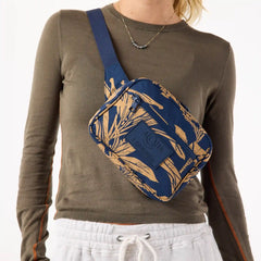 Keep It Light Hip Pack | Ti Leaf