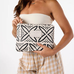 Mid Pouch | Pasifika